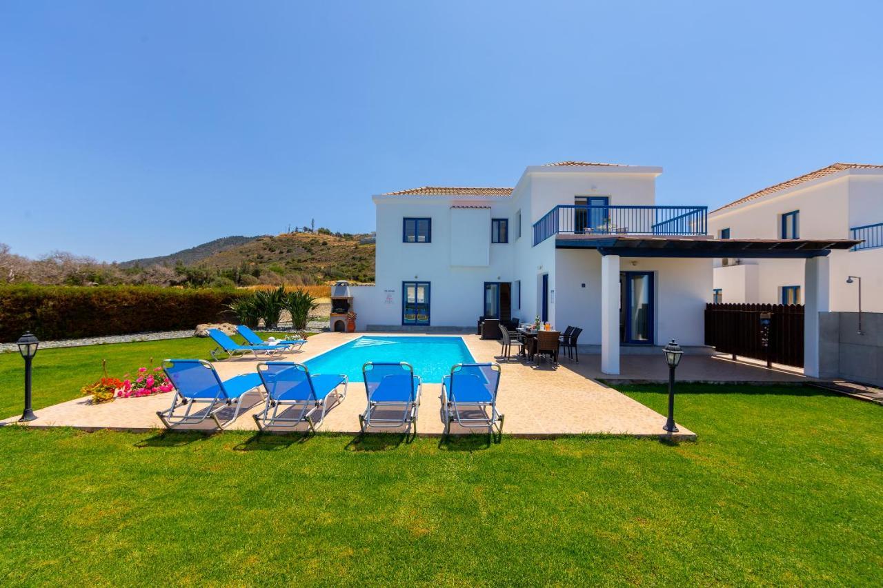 Diana Seaside Villas Pomos Exterior photo