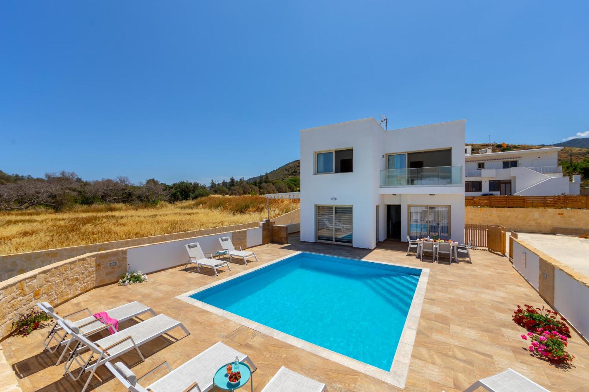 Diana Seaside Villas Pomos Exterior photo